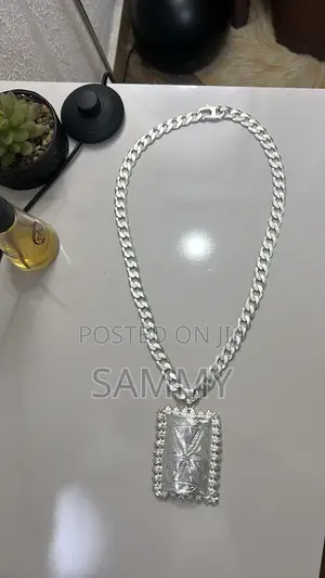 100% Silver Chain