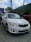 Toyota Corolla Altis 2010 White - 3