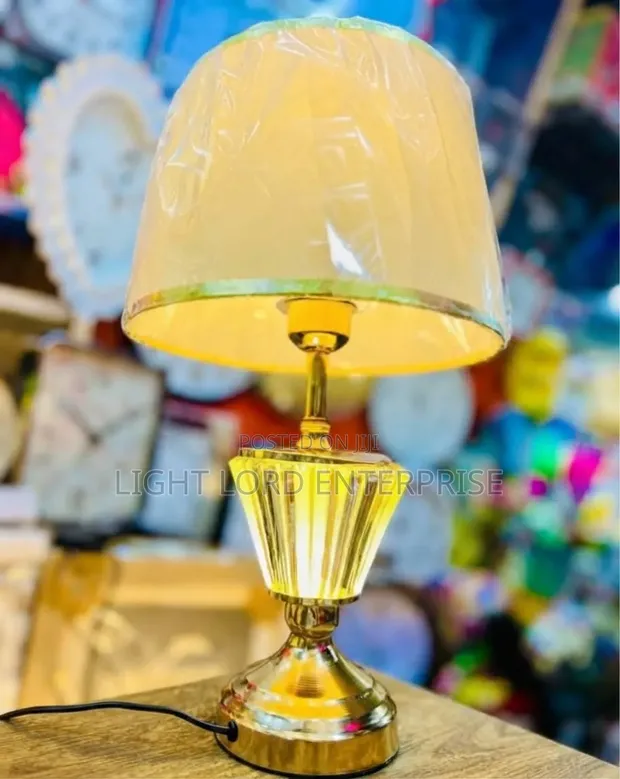 7star Table Lamp with LED and E27 Bulb - 1