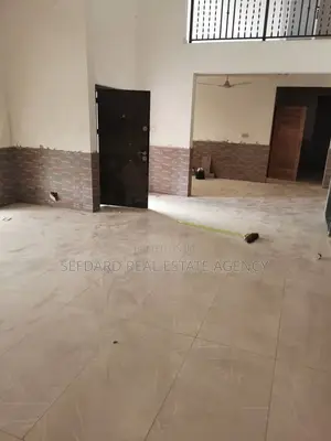 7-Bedroom House for Rent in Kwabenya (ACP Estate Area)