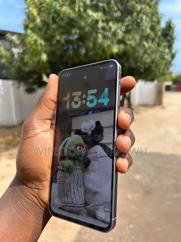 Samsung Galaxy A56 256GB Gray - 1