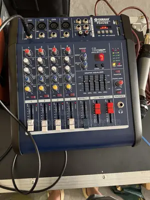 Yamaha 4-Channel Mixer