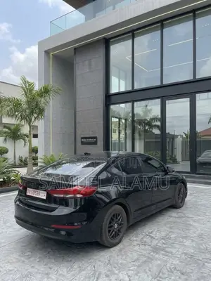 2018 Hyundai Elantra SE Black