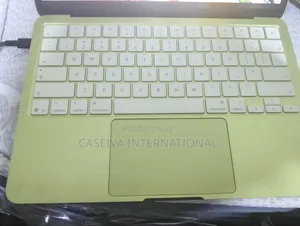 Apple MacBook 8GB RAM 256GB SSD