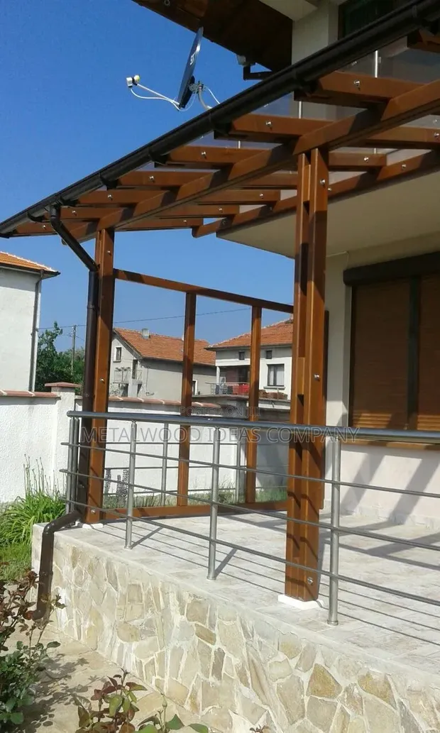 Custom Wooden Pergola Design & Installation - 1