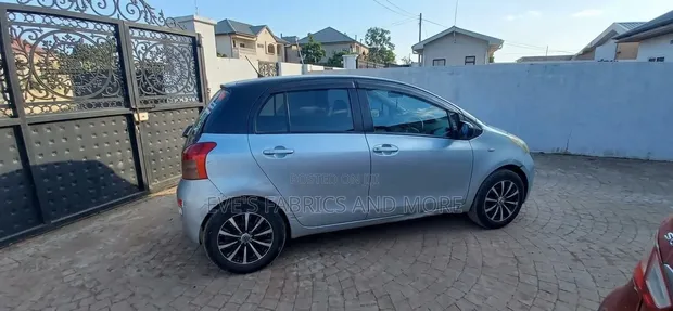 Toyota Vitz 2008 Black - 1