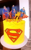 Superman Yellow Cake - 1
