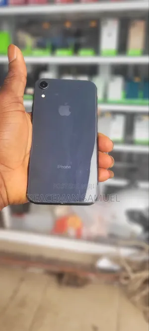 Apple iPhone XR 64GB Black