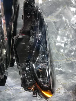 Toyota Corolla 2017-2019 Headlight - Premium OEM Foreign Used