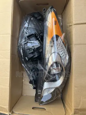 Hyundai Elantra GT 2012-2014 Headlight