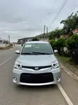 Toyota Sienta 2013 Silver - 3