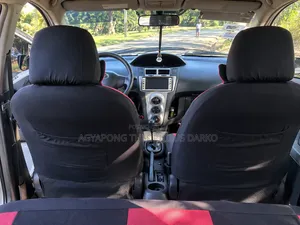 Toyota Vitz 2014