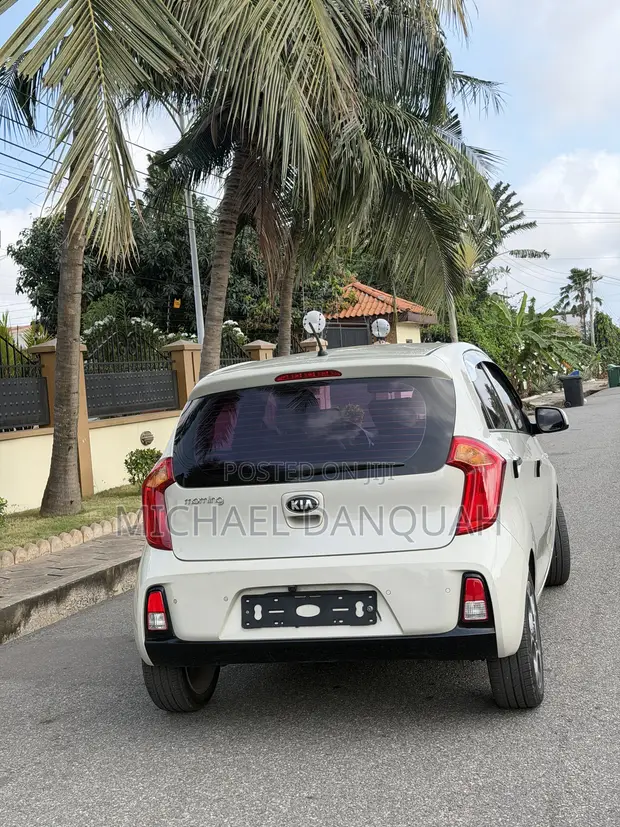 Kia Morning 2016 Beige - 1