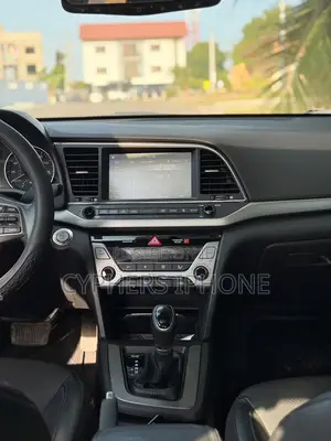 2017 Hyundai Elantra Value Edition Sedan FWD (2.0L)