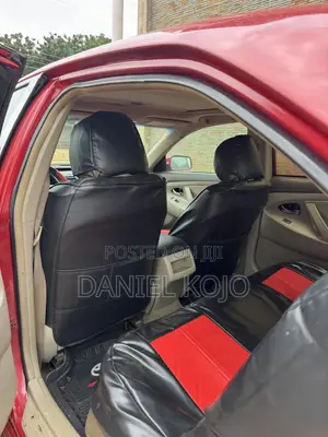 2010 Toyota Camry SE Sedan