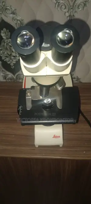 Leica DM500 Binocular Compound Light Microscope