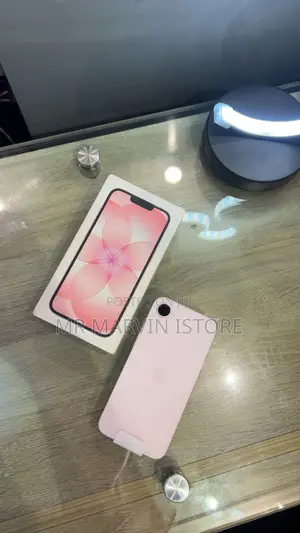 New Apple iPhone 17e 256GB Pink