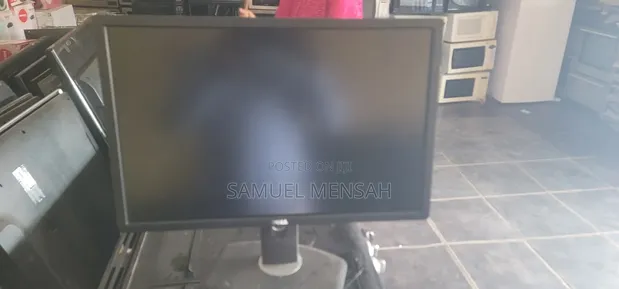 Dell 24" IPS Monitor - 1