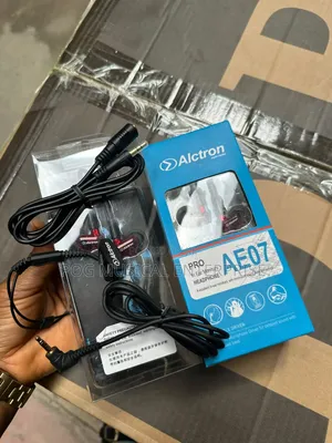 Alctron In-Ear Monitors
