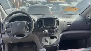 Hyundai Starex 2019 White