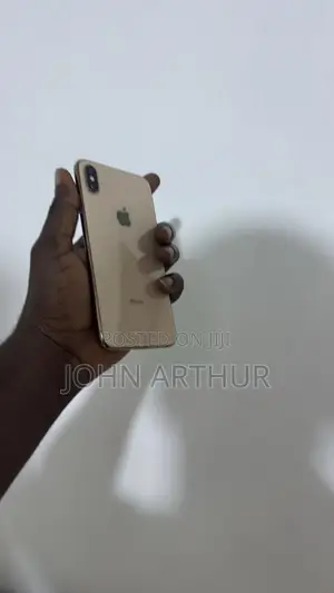 Apple iPhone XS Max 64GB Gold