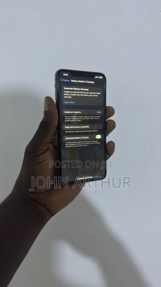 Apple iPhone XS Max 256GB Gold - 1