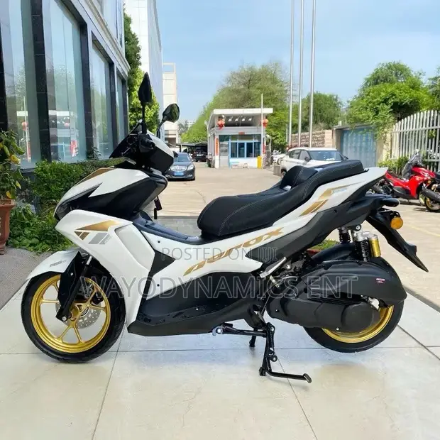 Brand New Vario NVX Scooter - White - 1