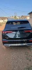 Mitsubishi Xpander Cross - 4