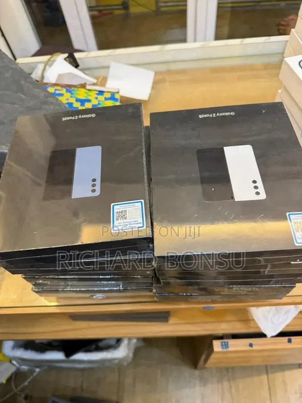 New Samsung Galaxy Z Fold 5 512GB Black - 1