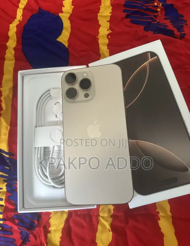 Apple iPhone 16 Pro Max 256GB Gold - 1