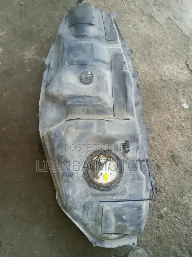Toyota RAV4 Fuel Tank (Foreign Used) - 1