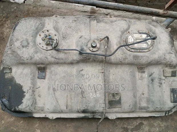 Hyundai Tucson 200 Fuel Tank - 1