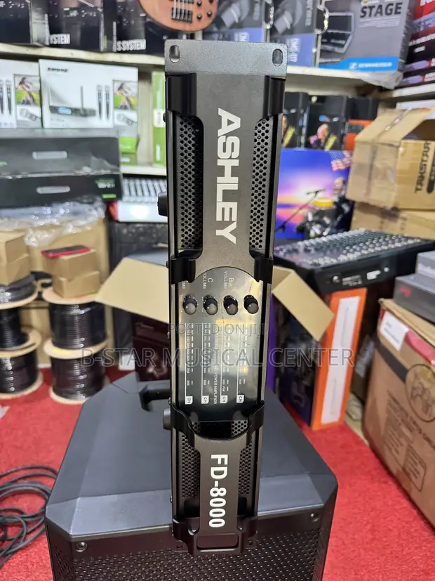 Ashly FD 8000 4 Channel Amplifier - 1