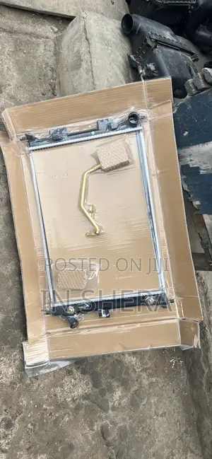 Hyundai Elantra Radiator Water Tank (2011-2013)