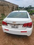 Chevrolet Cruze 2012 White - 5