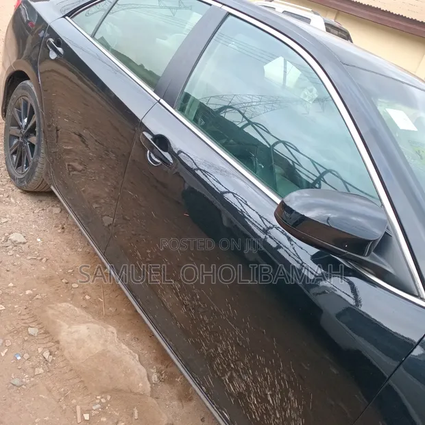 Toyota Camry 2012 Black - 1