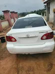 Toyota Corolla 2007 White - 1