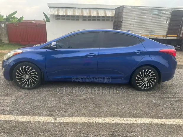 Hyundai Elantra 2014 Blue - 1