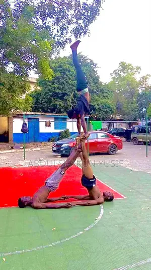 Professional Acrobat for Hire - Events in Accra