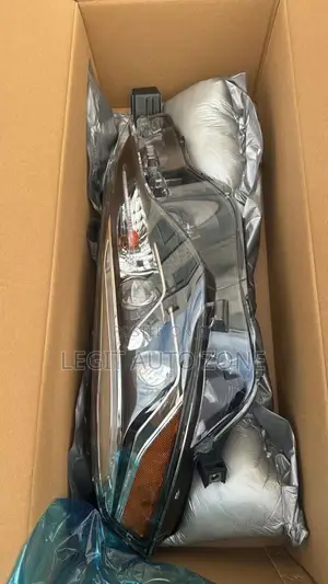 Toyota Corolla Sport Headlights (2017-2018)