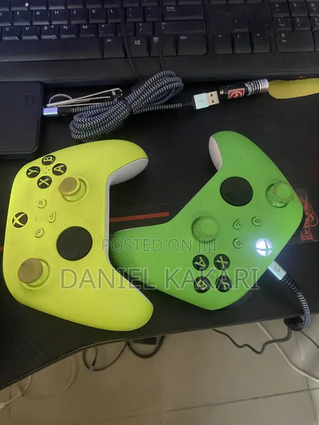 Used Original Xbox Series X/S Controller - 1