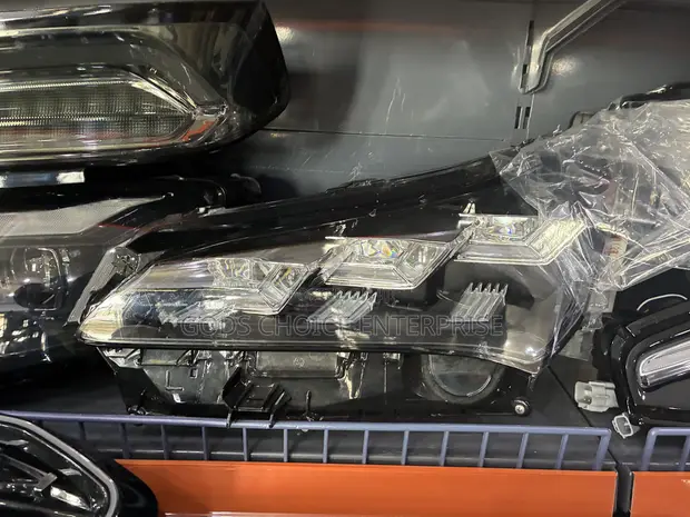 Lexus NX Full LED Headlights (2020-2022) - 1