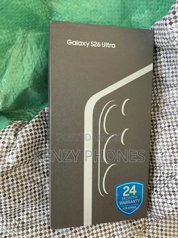 New Samsung Galaxy S26 Ultra 5G 1 TB Black - 1