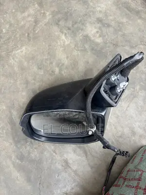 Honda CR-V 2022-2025 Driving Mirror (Home Used)
