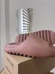 Yeezy Slides - Black - 3