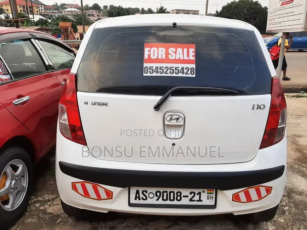 Hyundai i10 1.1 Hatchback 2010 White - 1