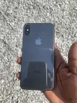 Apple iPhone X 64GB Black - 1