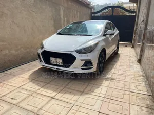 2013 Hyundai Elantra Limited Sedan