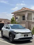 Toyota bZ4X XLE 2024 Silver - 5