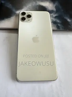 Apple iPhone 11 Pro Max 64GB White